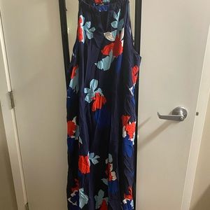 Floor length flowy summer dress